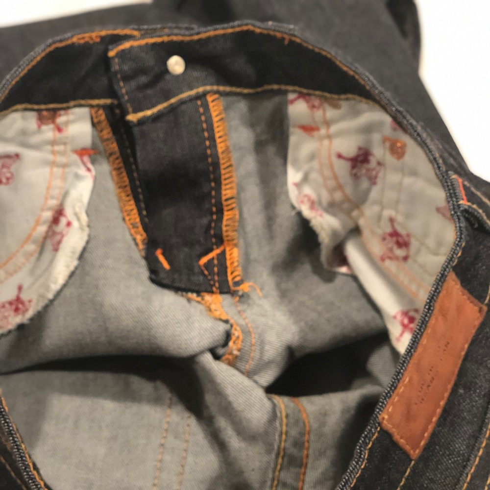 True Religion Skinny Jeans! 98% cotton 2% spandex - Picture 10 of 10